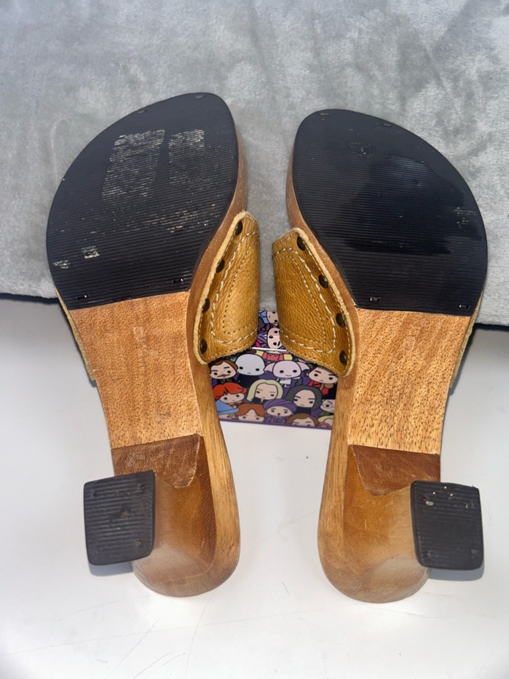 MIA Tan Leather Platform Thong Mules - Picture 6 of 8